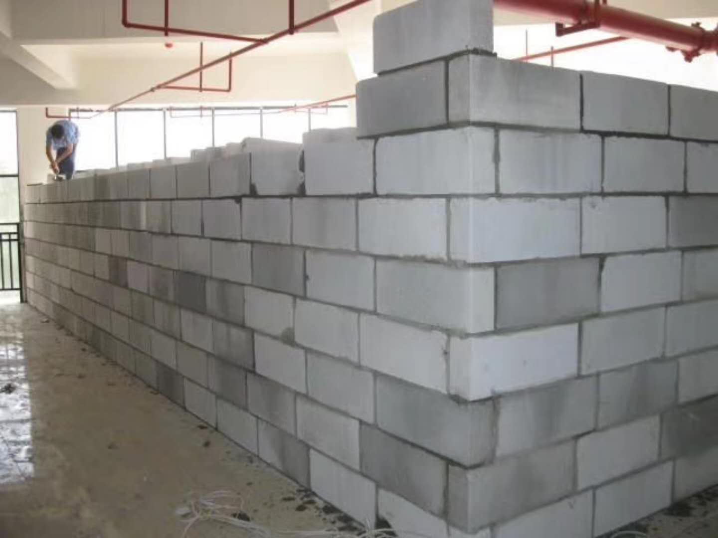 章丘蒸压加气混凝土砌块承重墙静力和抗震性能的研究